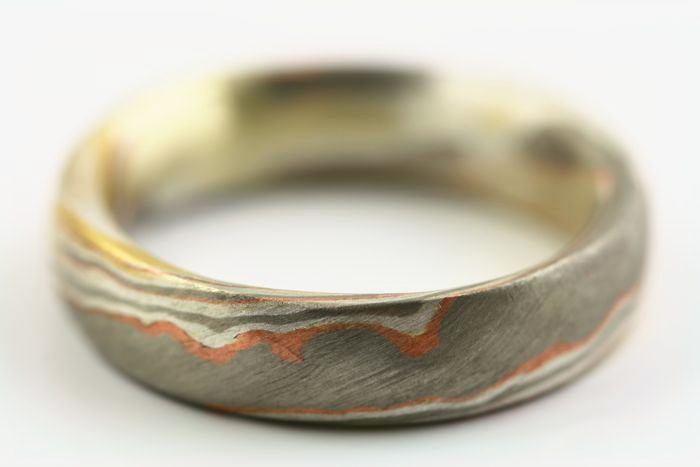 Wood-grain band: a Mokume Gane band