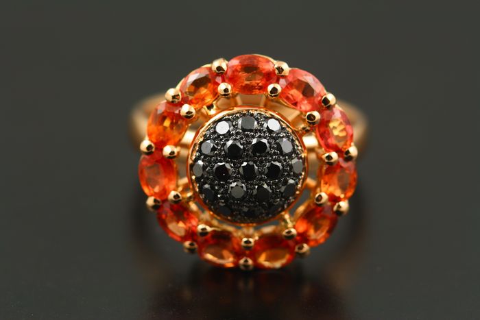 Sapphire cluster ring: orange Sapphires and black diamonds set in 18 karat rose gold