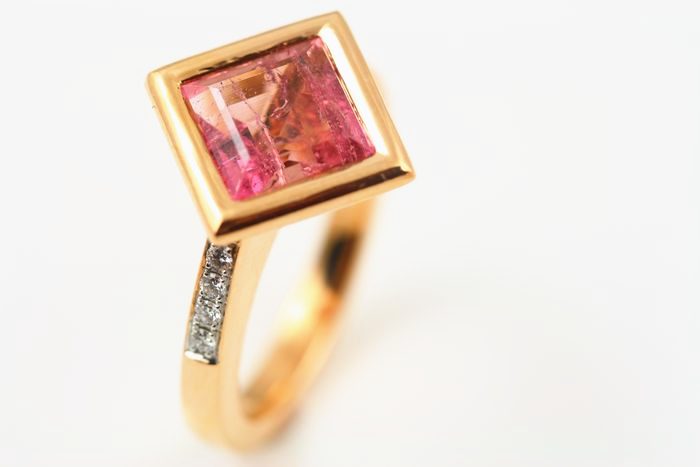 Tourmaline square ring: a pink Tourmaline with diamonds in 18 karat rose gold