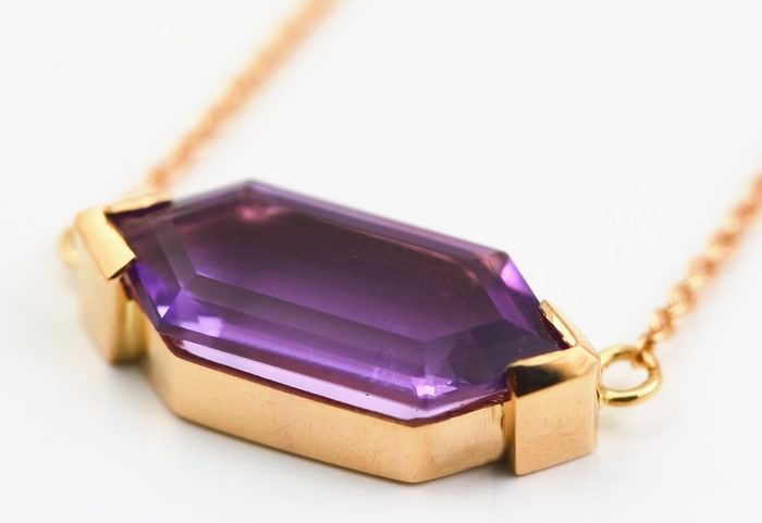 Amethyst hexagon pendant: an Amethyst set in 18 karat rose gold